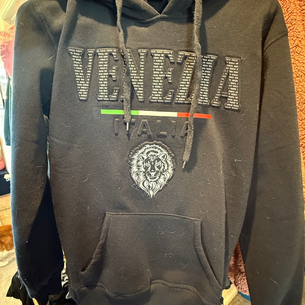 Venezia navy blue Hoodie for Men or women size medium new